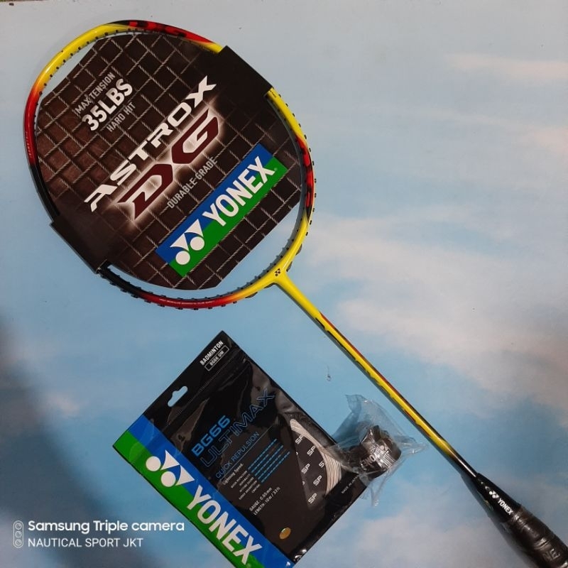 Jual RAKET BADMINTON YONEX ASTROX 0.7 DG 100% ORIGINAL | Shopee Indonesia