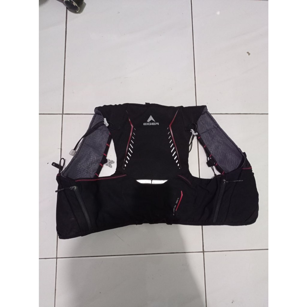 Jual vest trail eiger flowmotion 5 liter BACKPACK running tas hydration ...