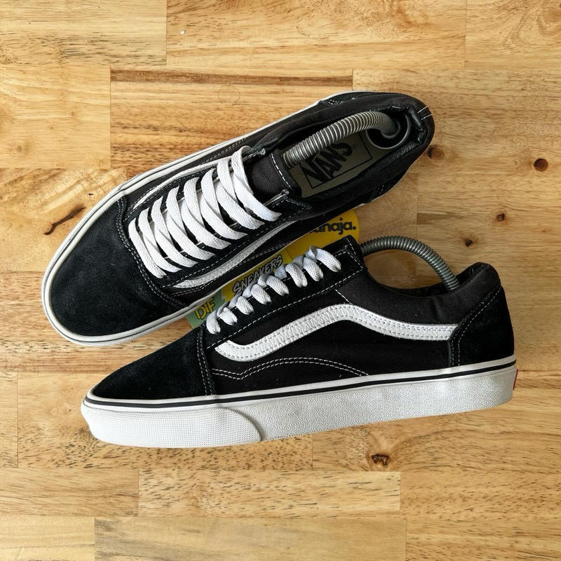 Jual VANS OLD SKOOL CLASSIC BLACK WHITE’ Size : US9/42/27 Cm | Shopee ...