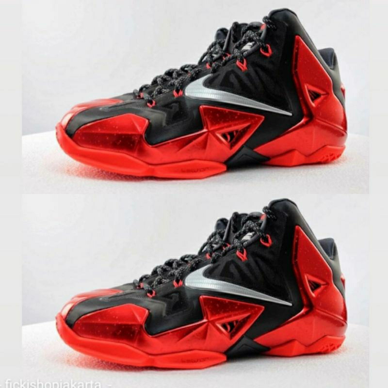 Jual SEPATU N KE LEBRON 11 MIAMI HEAT BLACK RED Shopee Indonesia