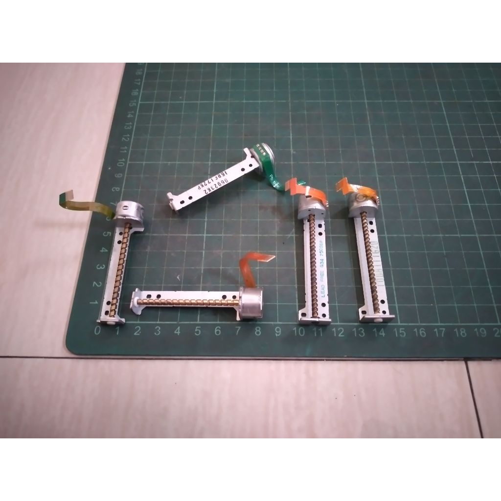 Jual Stepper/Dinamo Motor Copotan CD/DVD-ROM Drive | Shopee Indonesia