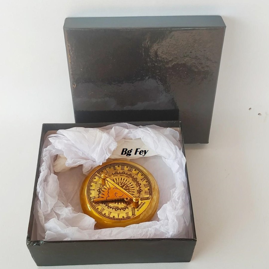 Jual Greenwich Brass Sundial Compass - Jam Matahari Kompas - Like New ...