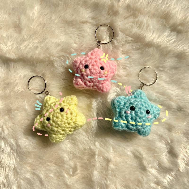 Jual keychain star crochet /gantungan bintang kunci rajutan /aksesoris ...