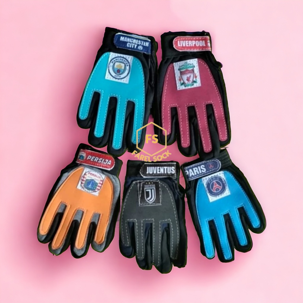 Jual Sarung Tangan Kiper Anak Motif Club Bola Random Bahan Kain Trikot ...