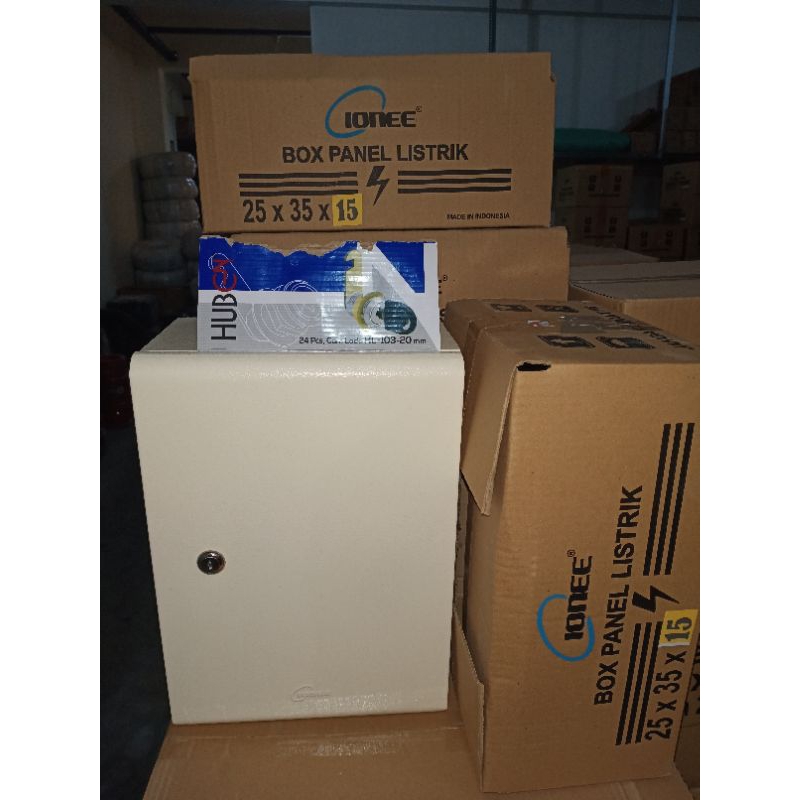 Jual Box Panel Ionee 25x35x15 bukan CLIPTON, UMG, SAKA | Shopee Indonesia