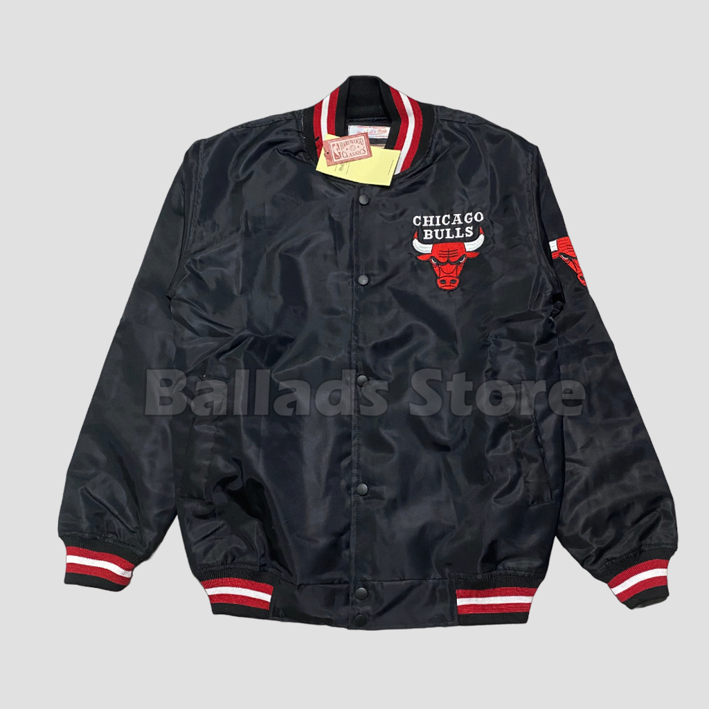 Jaket Chicago Bulls Black CHI Hitam Varsity Basketball NBA Premium Full Bordir