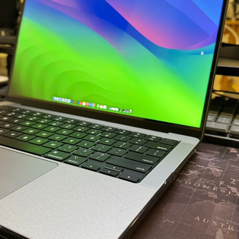 Jual Apple Macbook Pro M1 PRO 1TB RAM 16GB 14 inch Shopee Indonesia
