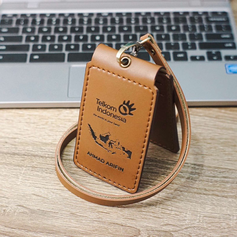 Jual TEMPAT ID CARD/NAME TAG KULIT SAPI ASLI MAGNET TANAM (FREE REQUEST ...