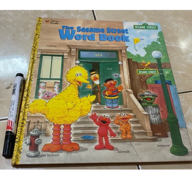 Jual The Sesame Street Word Book Shopee Indonesia