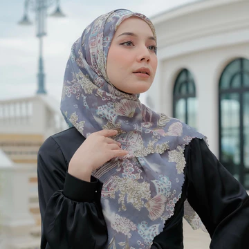 Hijab Segiempat Beauty Aqso Viney Jepang
