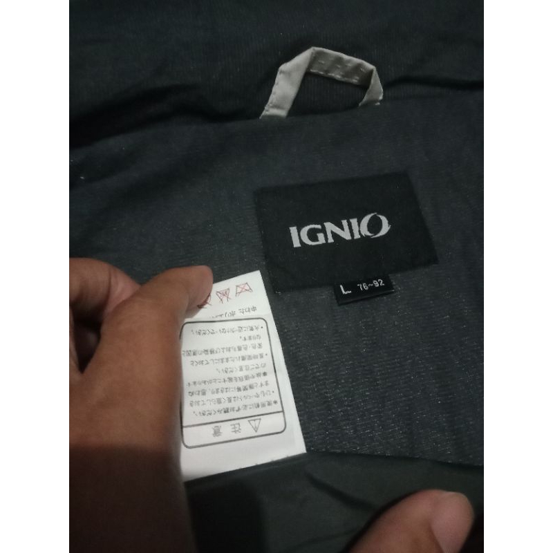 Jual IGNIO SNOWBOARD OUTDOOR JACKET SECOND | Shopee Indonesia