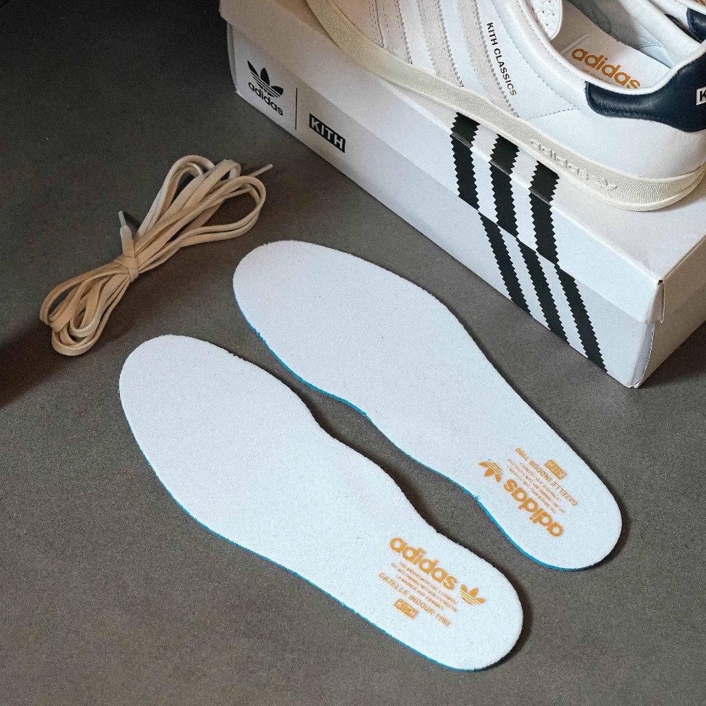 adidas gazelle silver green womens Gazelle Indoor Night Indigo White Suede Blue / 6.5 / M