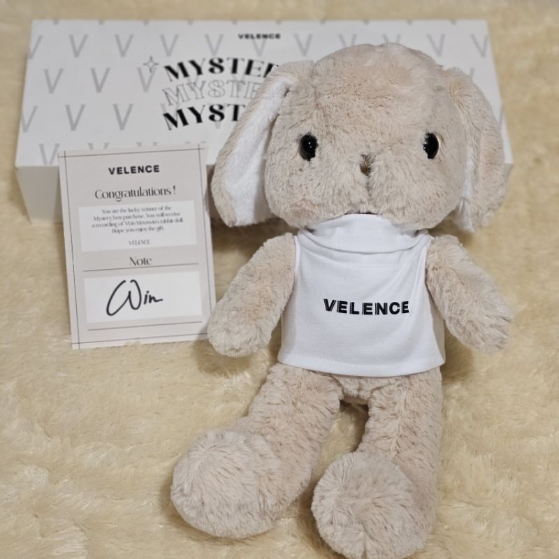 Jual WIN METAWIN VELENCE TALKING BUNNY WITH SIGN - SUPER RARE ITEM 