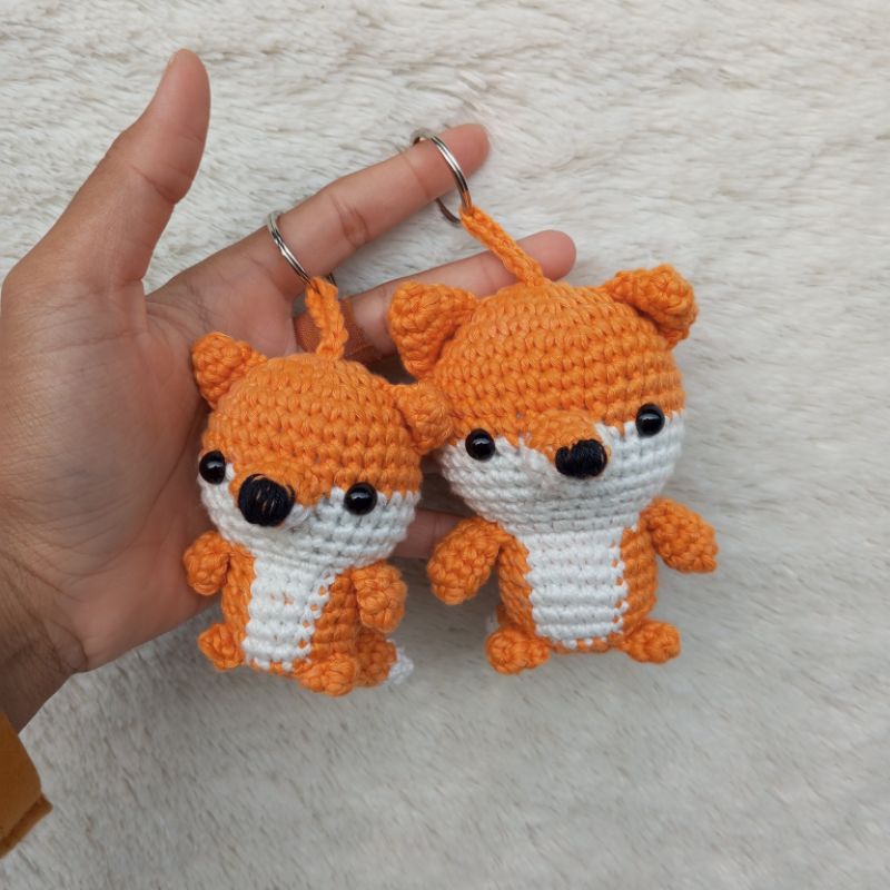 Jual Chibi Fox Amigurumi Keychain • Boneka Rajut Fox Versi Chibi ...