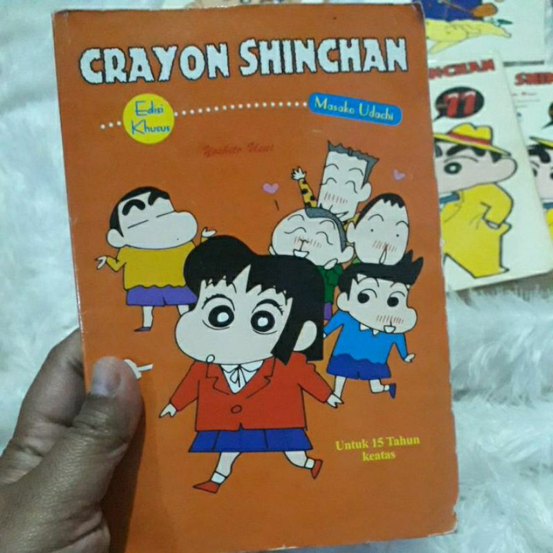 Jual Crayon Shinchan Edisi Khusus - Cover Oren (Yoshito Usui) | Shopee ...