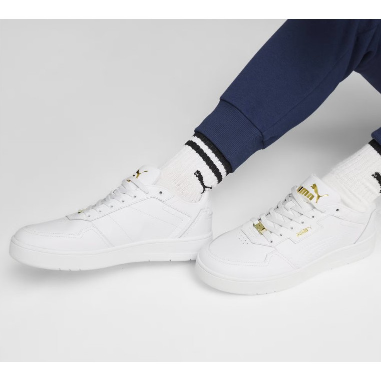 Jual Sepatu Sneakers Unisex PUMA Casual Court Classic Lux White- Gold ...