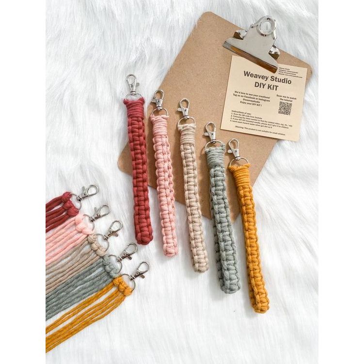 DIY KIT MACRAME KEYCHAIN GANTUNGAN KUNCI MACRAME DIY KIT SOUVENIR ULANG TAHUN SOVENIR ULTAH