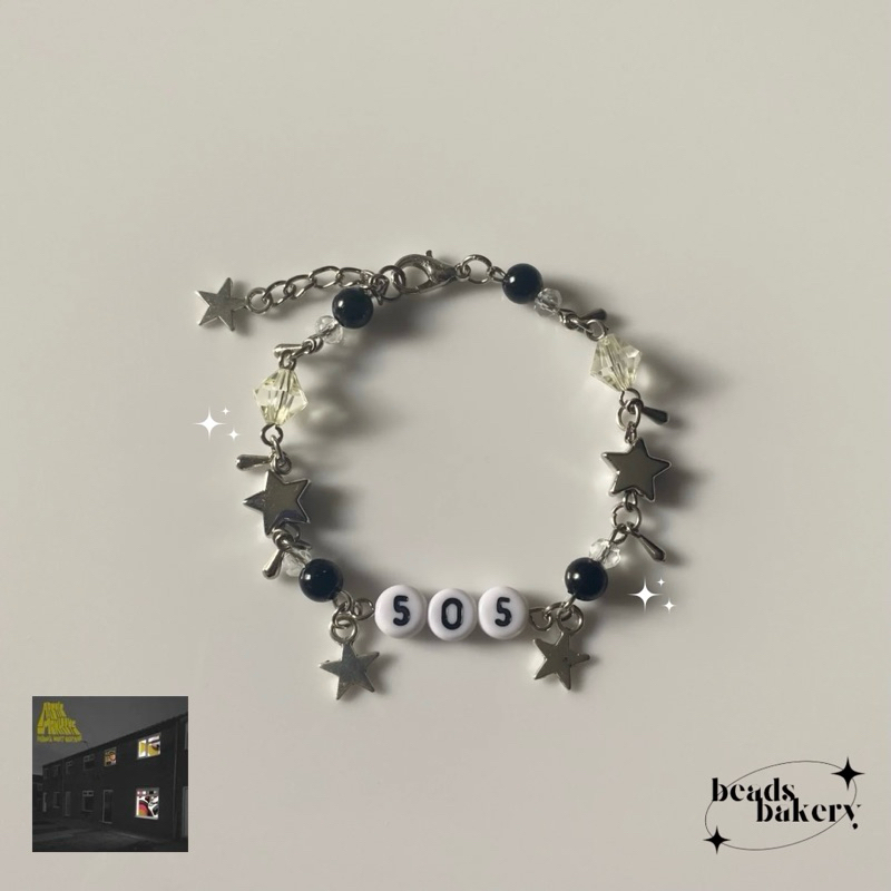 Bracelet Arctic Monkeys 505 - Neuf Avec étiquettes - Accessoire Fan De Musique - Style Générique