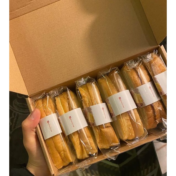 Jual Roti Sisir Jogja 1 Box isi 6 | Shopee Indonesia