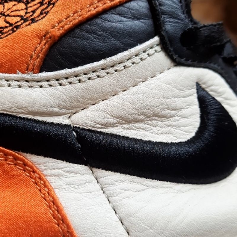 AJ1 SBB shattered Backboard satin 42