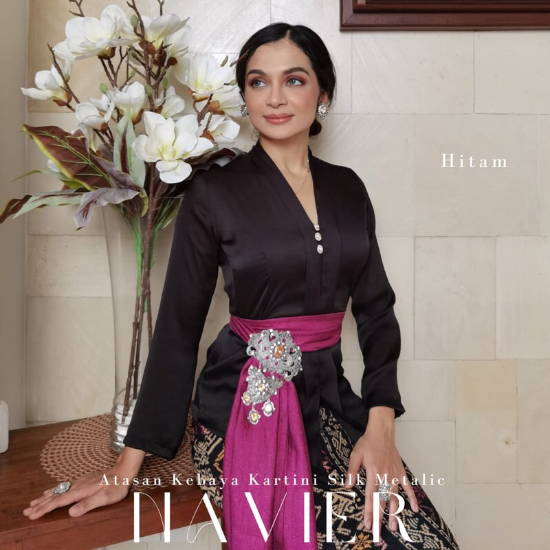 Jual SETELAN KEBAYA BALI SILK NAVIER SPECIAL WARNA HITAM | SET KEBAYA