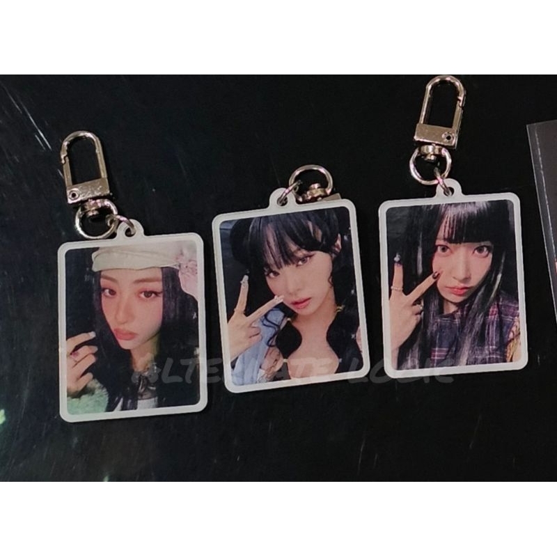 Jual [READY STOCK] LE SSERAFIM OFFICIAL PHOTOCARD EASY ALBUM POB ...