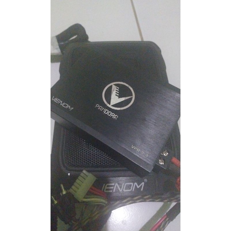 Jual subwoofer vx 6.8 dan ampli pandora original venom satu set second