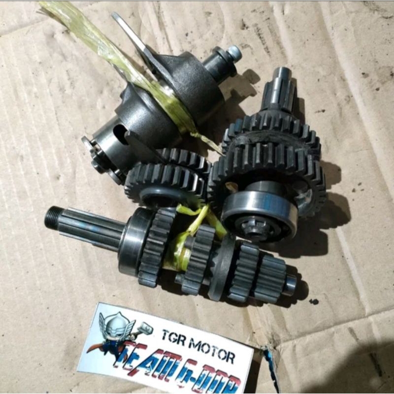 Jual gir gear bok box gigi rasio gearbox gearbok set drum ori original
