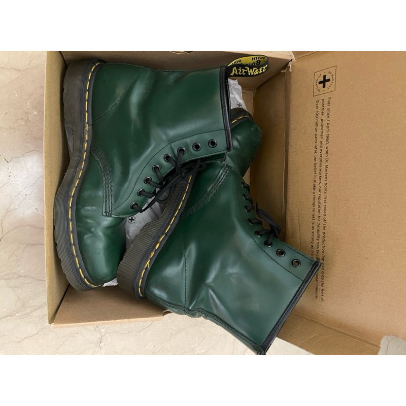 Jual Dr. Martens AirWair Boots | Shopee Indonesia