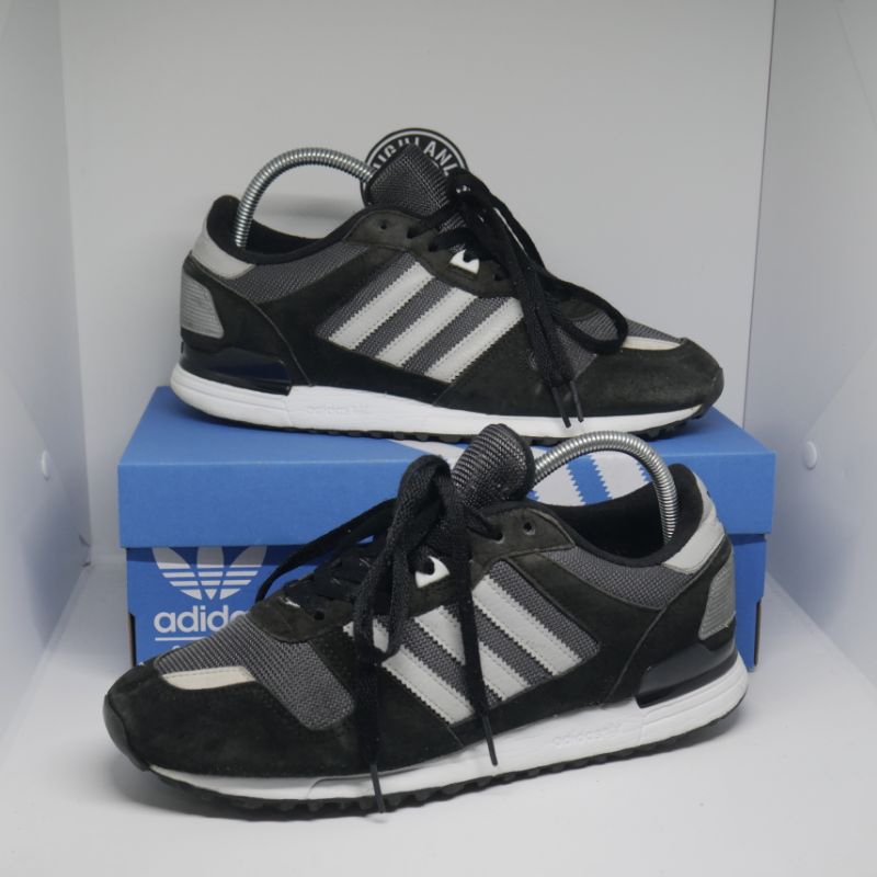 Jual Adidas Originals ZX 700 Black White Shopee Indonesia