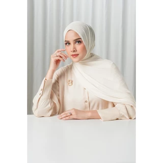 Tapis Satin Jacquard Shawl