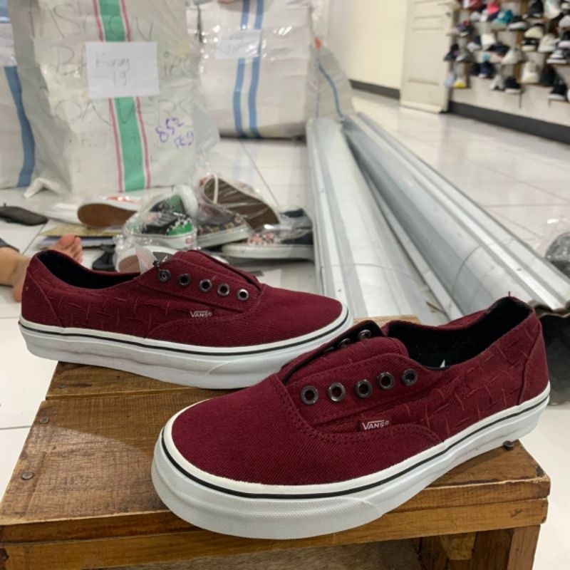 Vans metallica maroon sales