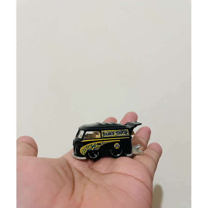 Jual hotwheels kool kombi mooneyes hitam | Shopee Indonesia