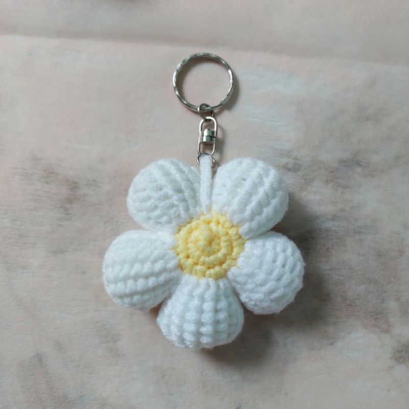 Gantungan Kunci Bunga rajut/Crochet Flower Keychain