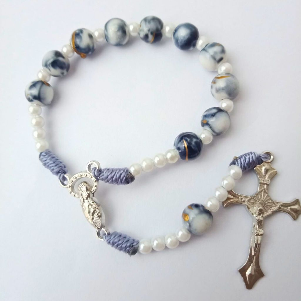 Rosario Mini Marmer Bercorak Emas - Rosario Souvenir Pernikahan Katolik 3