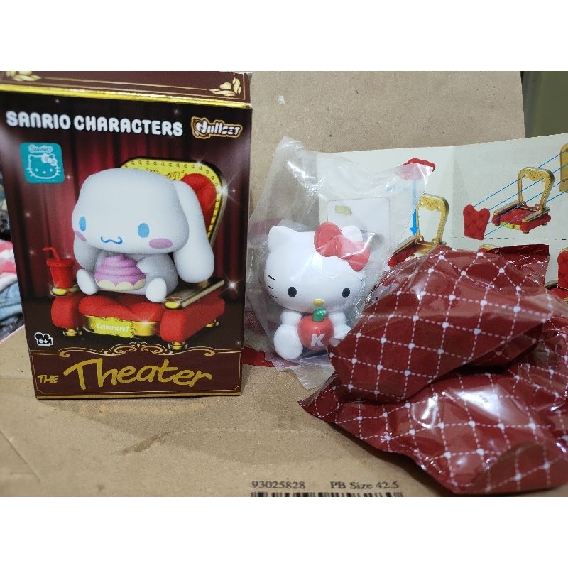 Paper Theatre Sanrio PT-303 High Cheese - Kit Modellismo 3D In Carta, Dimensioni 8x10x4.3 Cm, Difficoltà 2/5