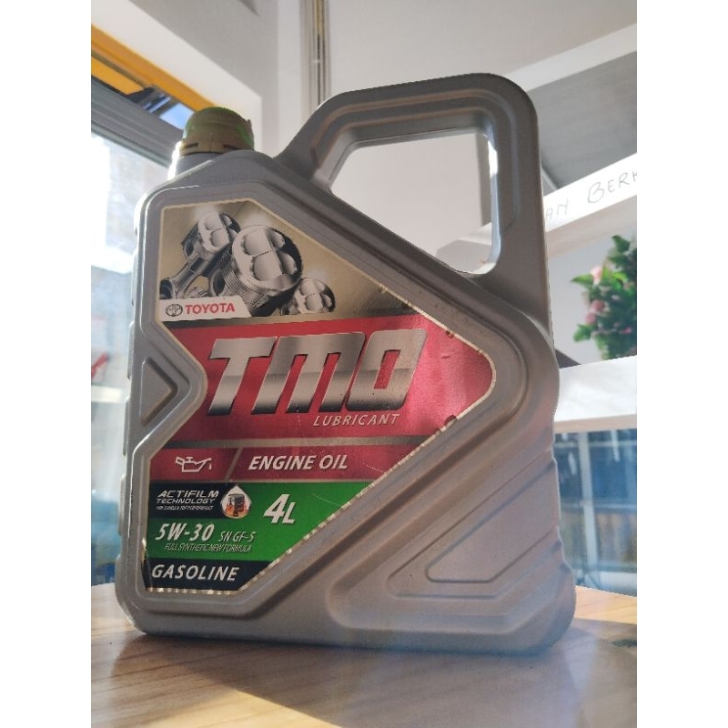 Jual TOYOTA OLI TMO ENGINE OIL 5W-30 4L | Shopee Indonesia