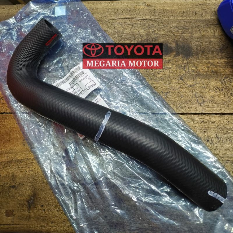 Jual Selang Radiator Atas Innova Fortuner Bensin Original