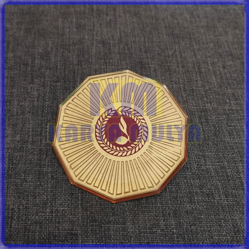 Jual Pin Andalan Ranting Warna Coklat - Tanda Jabatan Pramuka Kuningan ...