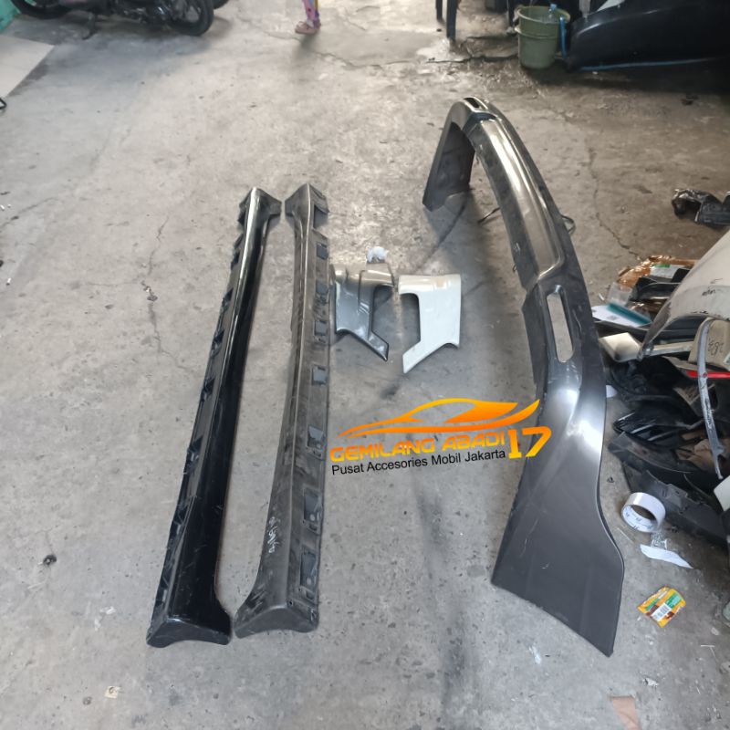 Jual bodykit innova grand 2015 barong full ori bisa satuan | Shopee ...
