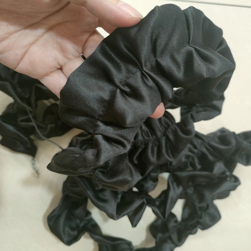 Jual RENDA SATIN KERUT HARGA PER 1 METER ( LEBAR RENDA 5 CM) | Shopee ...