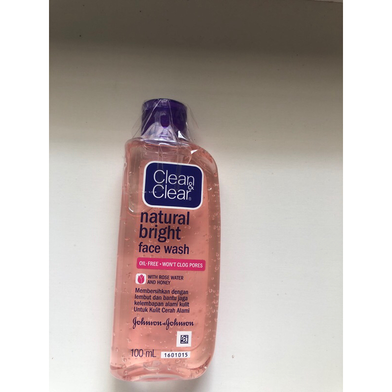Jual CLEAN&CLEAR natural bright facewash,masih baru blm dibuka 100ml ...