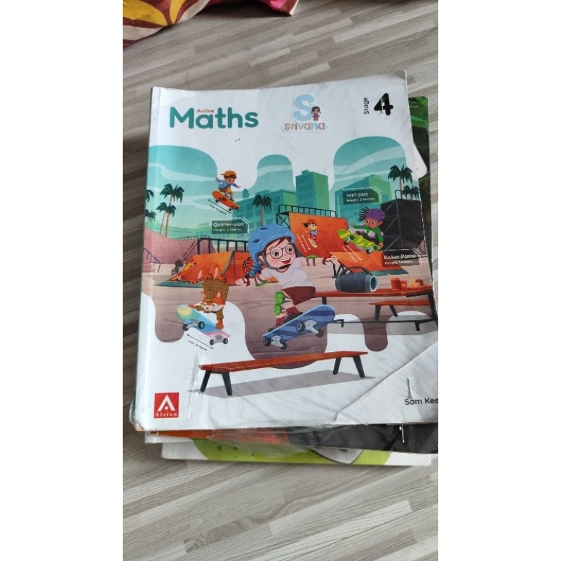 Jual buku bekas active maths like new | Shopee Indonesia