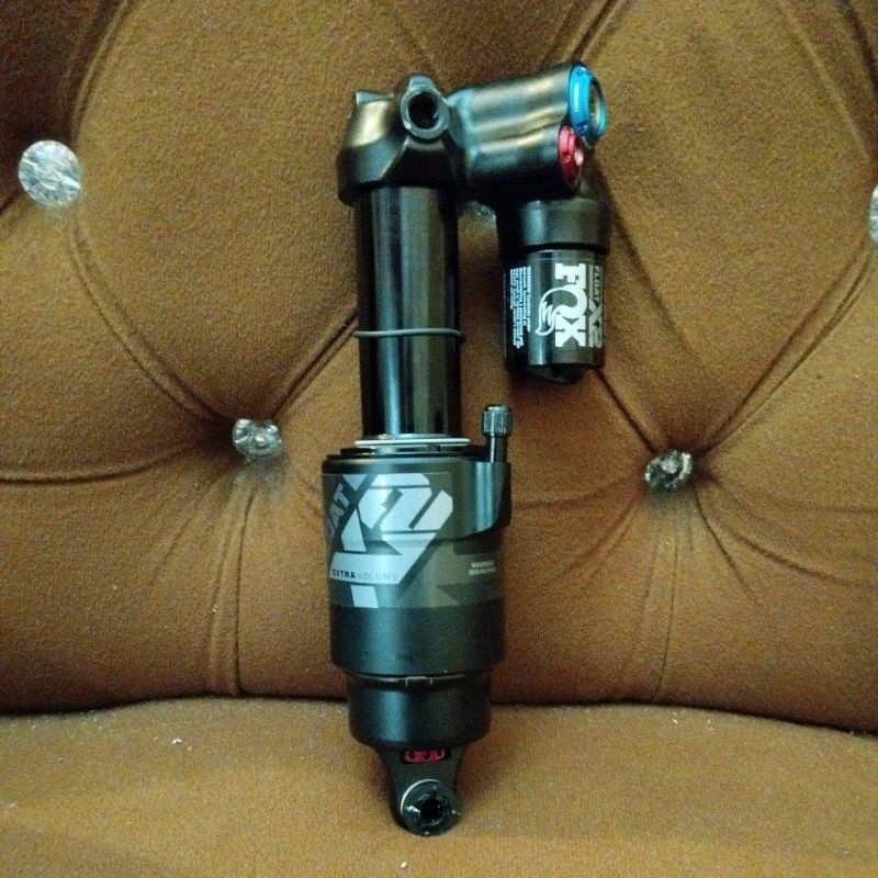 Jual Rearshock FOX FLOAT X2 VVC Trunion 205x65 2024 | Shopee Indonesia