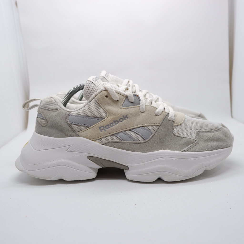 Jual SEPATU BEKAS / SECOND SIZE 41 343 Reebok Royal Bridge | Shopee ...