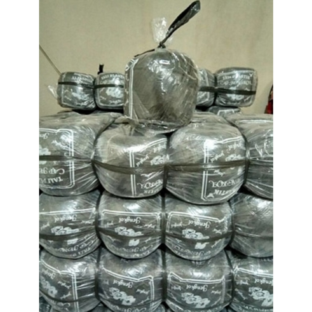 Jual tali plastik hitam 1 ball isi 15 biji - tali rafia hitam 700(7 ons ...