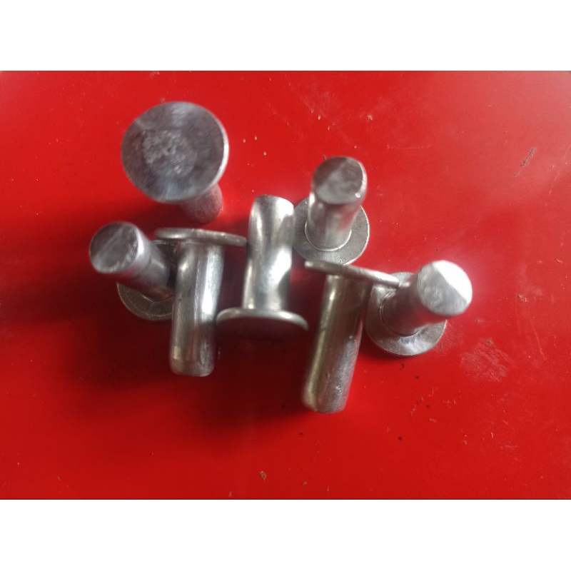 Jual paku rivet kampas rem howo/sinotruck 10x22. | Shopee Indonesia