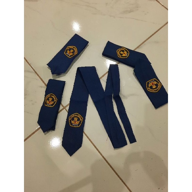 Dasi sekolah biru smp bordir panjang 110cm