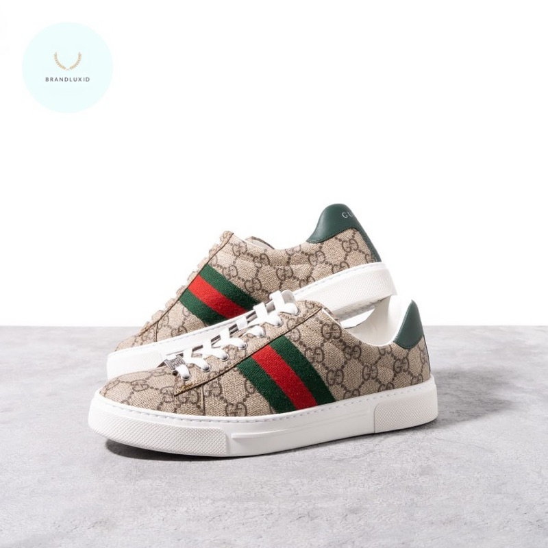 Gucci Ace GG supreme with bee GG supreme sneaker Beige Ebony