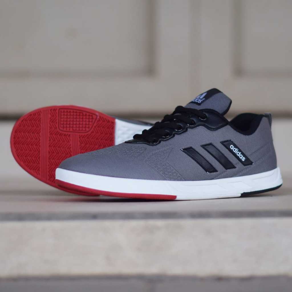 Jual Sepatu Sneakers Casual Pria Adidas Cosmic Racer Shopee